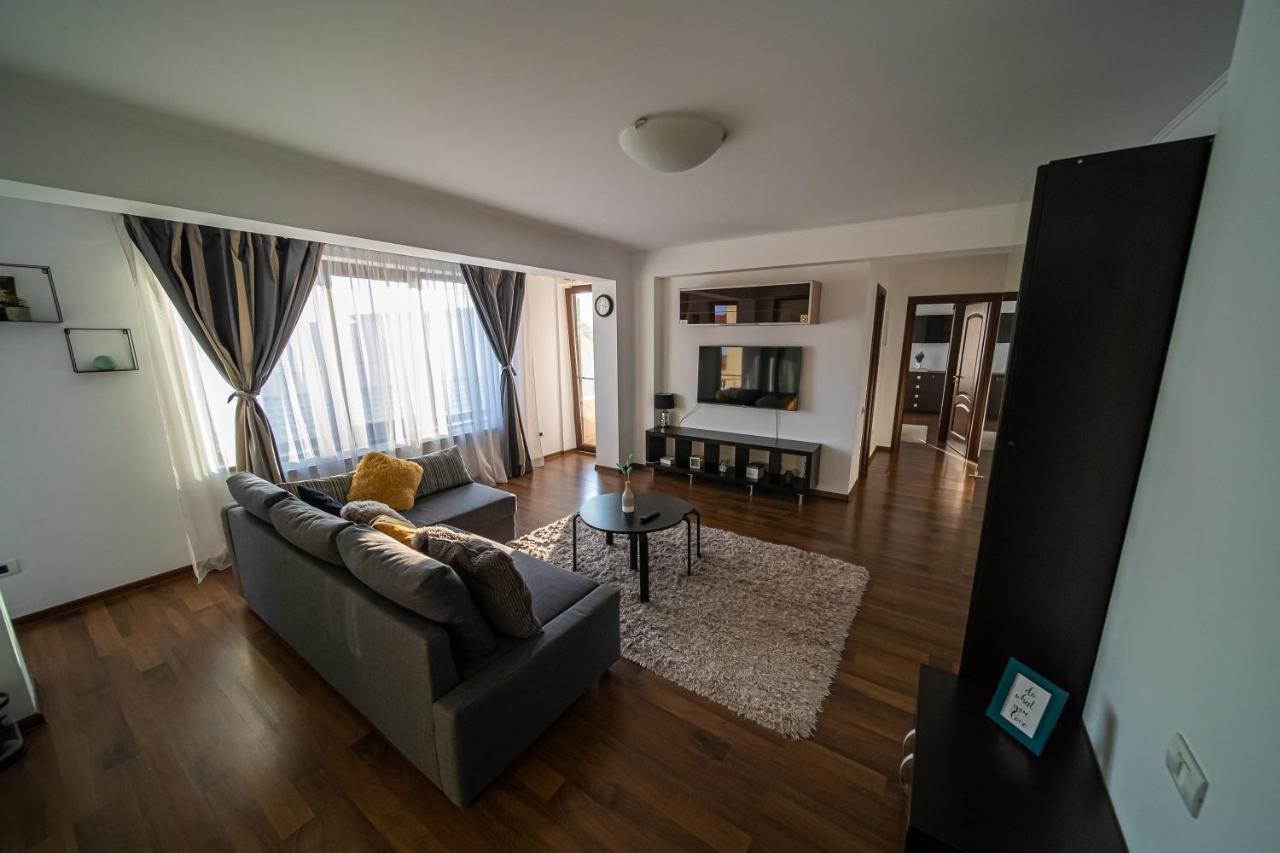 Apartament Tatu Bar&Grill Otopeni Exterior foto
