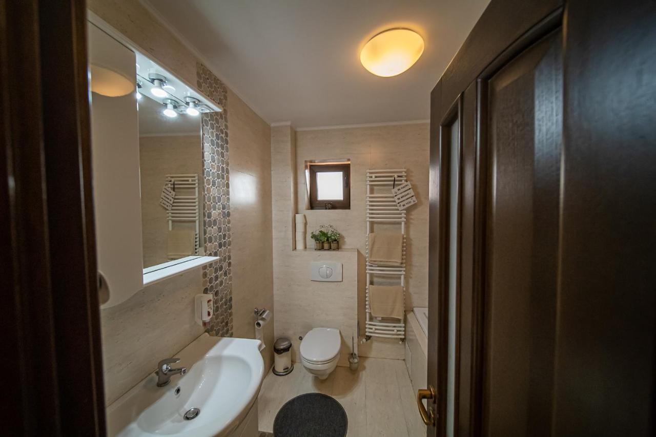 Apartament Tatu Bar&Grill Otopeni Exterior foto
